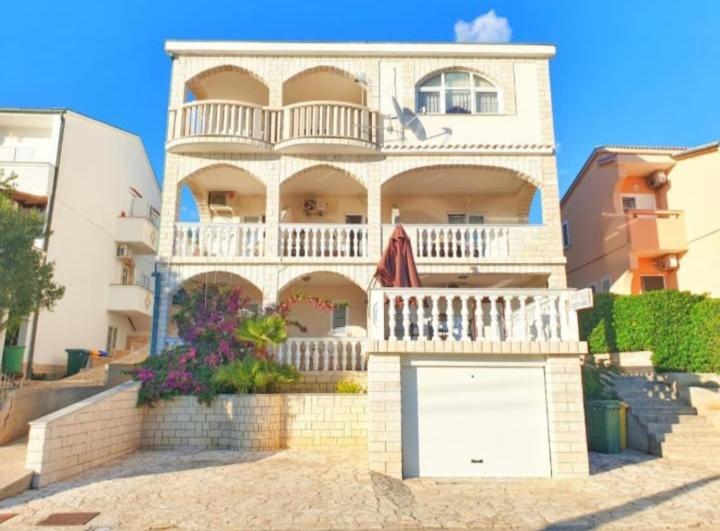 Apartmanibeta Stara Novalja Εξωτερικό φωτογραφία
