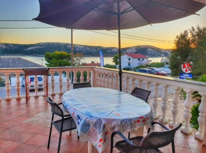 Apartmanibeta Stara Novalja Εξωτερικό φωτογραφία